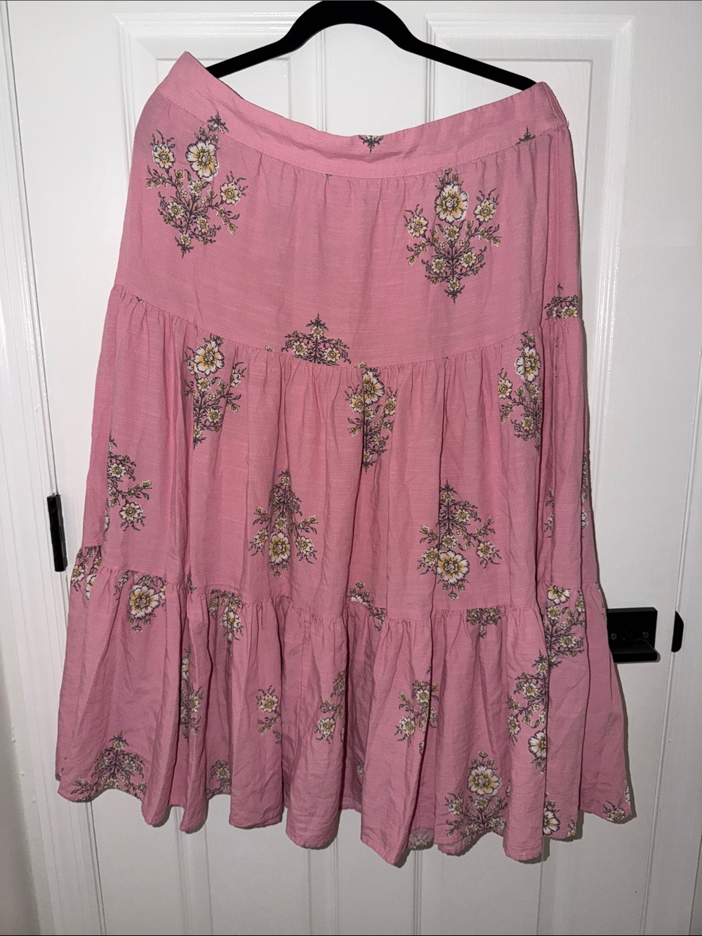 LC Lauren Conrad Pink Floral Tiered Midi Skirt